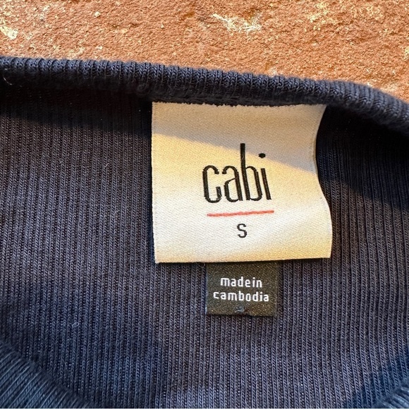 Navy blue CAbi Busy Tank size small summer fun - Picture 3 of 16